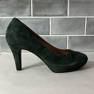 Clarks Indigo Wessex Wyvern Suede Platform Pumps Teal Size 7.5 New With Box